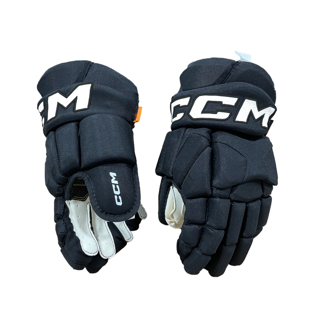 ccm-hg95c-blk-tea-wht-gloves-b-w.png